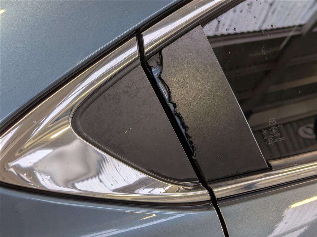 <p>2013 MAZDA 6 SPORT NAV D</p>