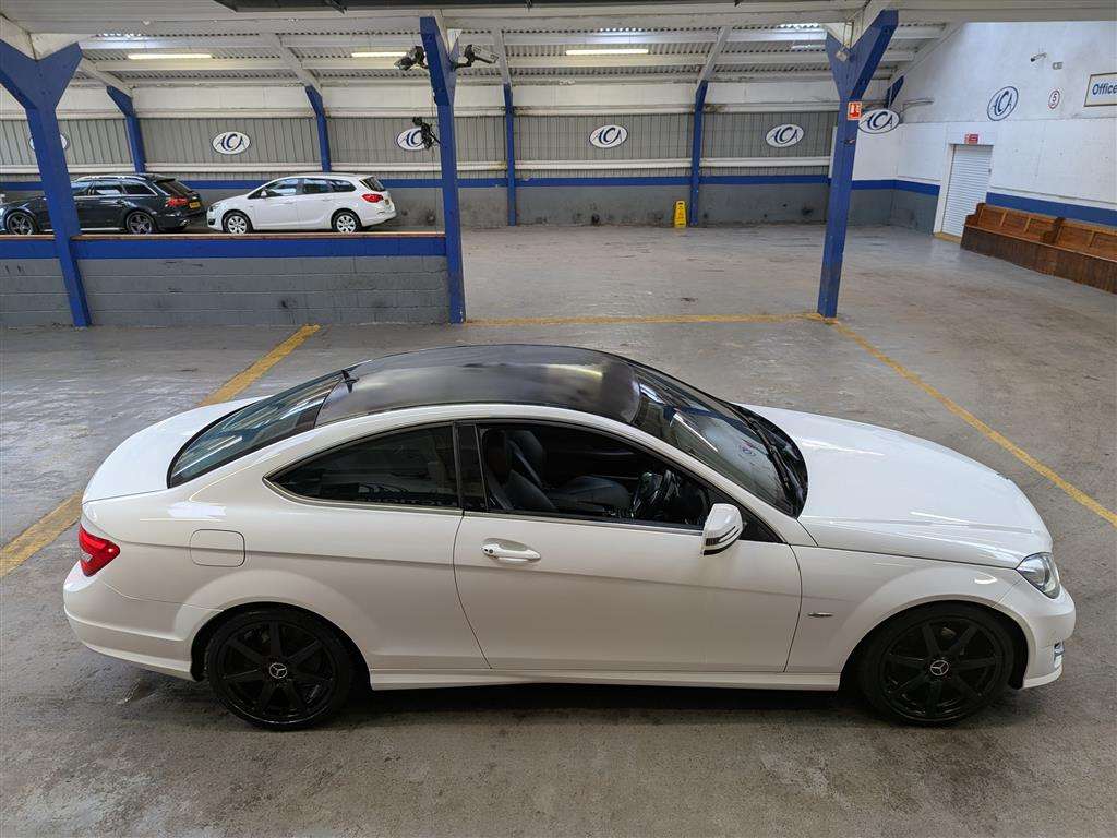 <p>2013 MERCEDES-BENZ C220 AMG SPORT CDI BLUEEF</p>