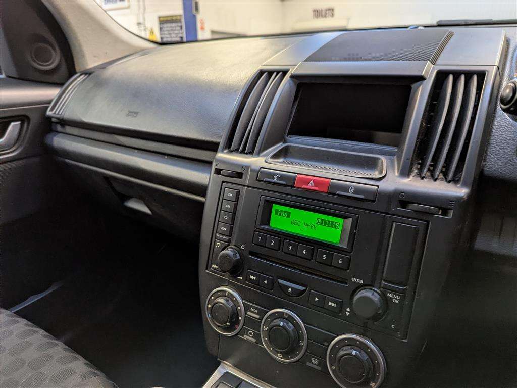 <p>2008 LAND ROVER FREELANDER S TD4</p>