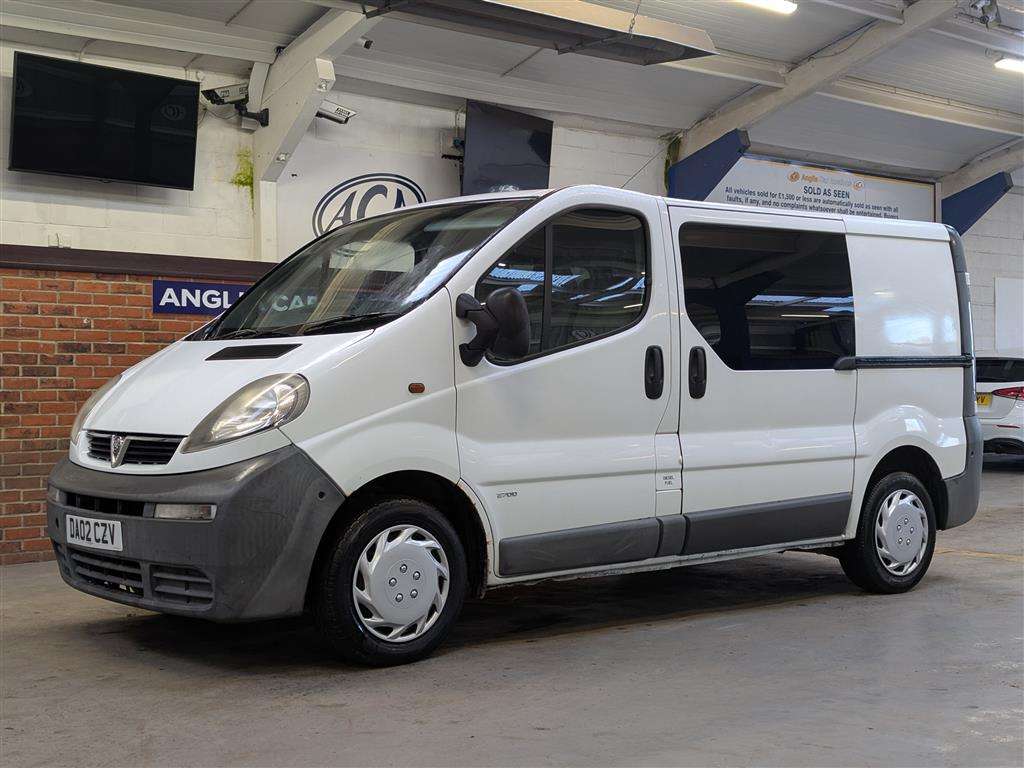 <p>2002 VAUXHALL VIVARO 2700 DTI SWB</p>