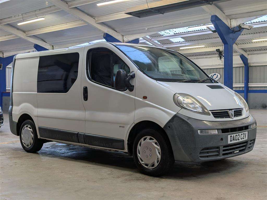 <p>2002 VAUXHALL VIVARO 2700 DTI SWB</p>