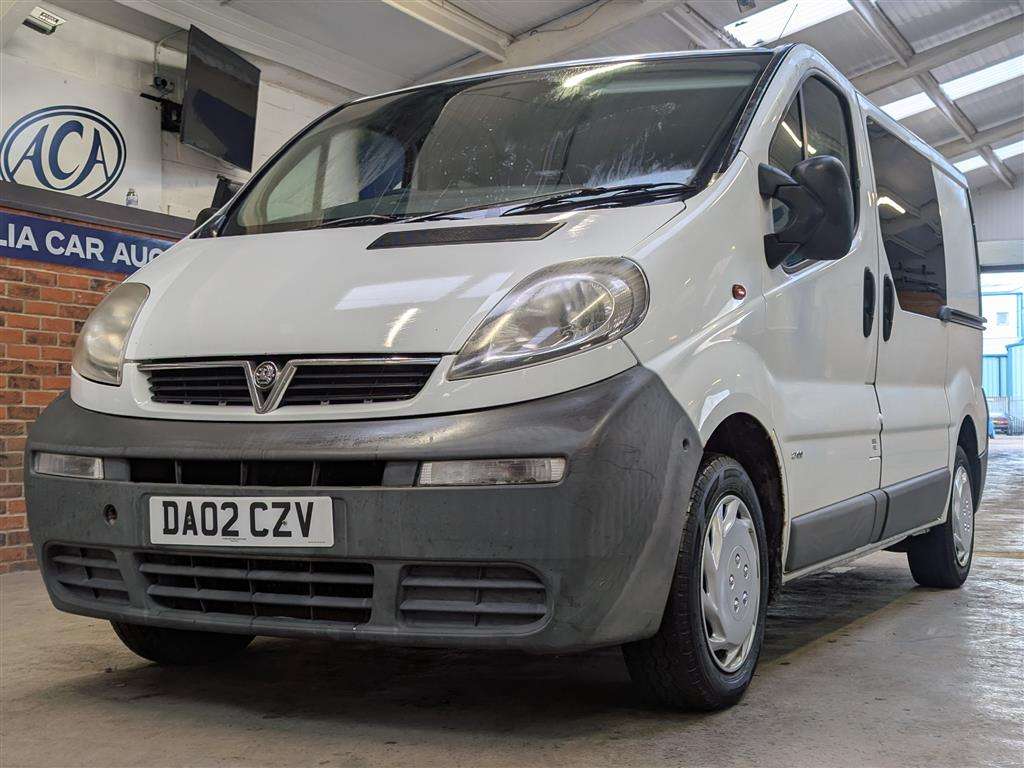 <p>2002 VAUXHALL VIVARO 2700 DTI SWB</p>