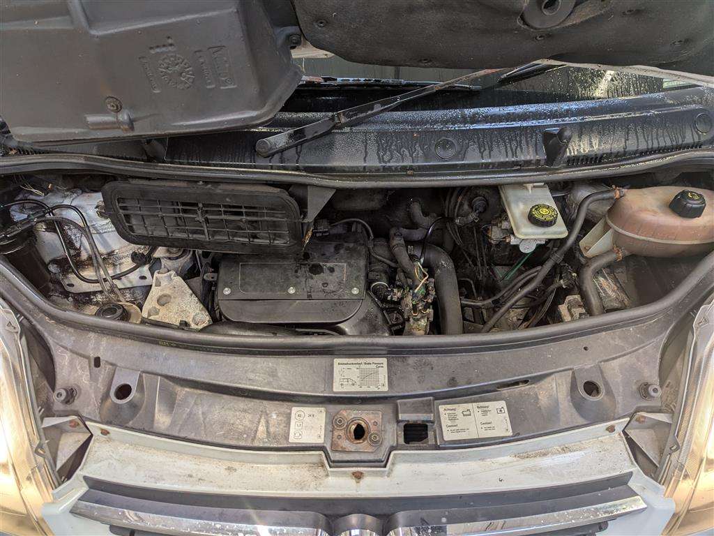 <p>2002 VAUXHALL VIVARO 2700 DTI SWB</p>