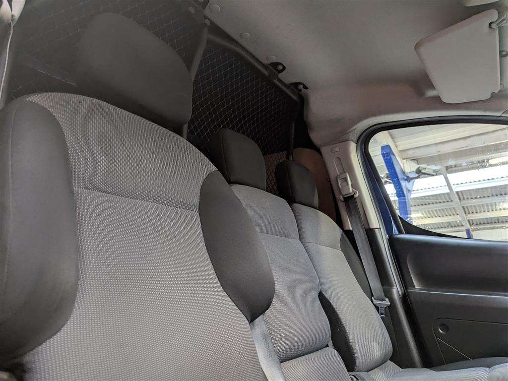 <p>2017 PEUGEOT PARTNER S L1 BLUE HDI</p>