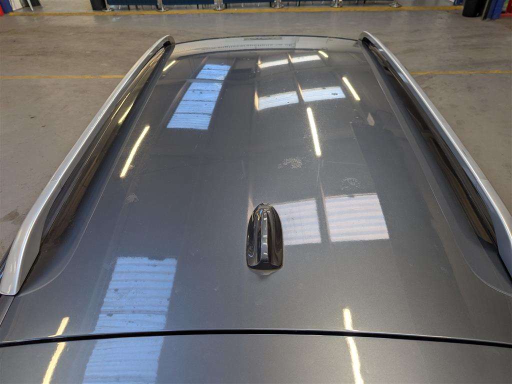 <p>2011 VOLVO V50 SE LUX EDITION D3</p>