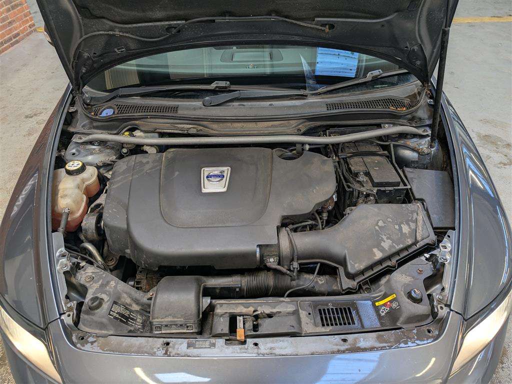 <p>2011 VOLVO V50 SE LUX EDITION D3</p>