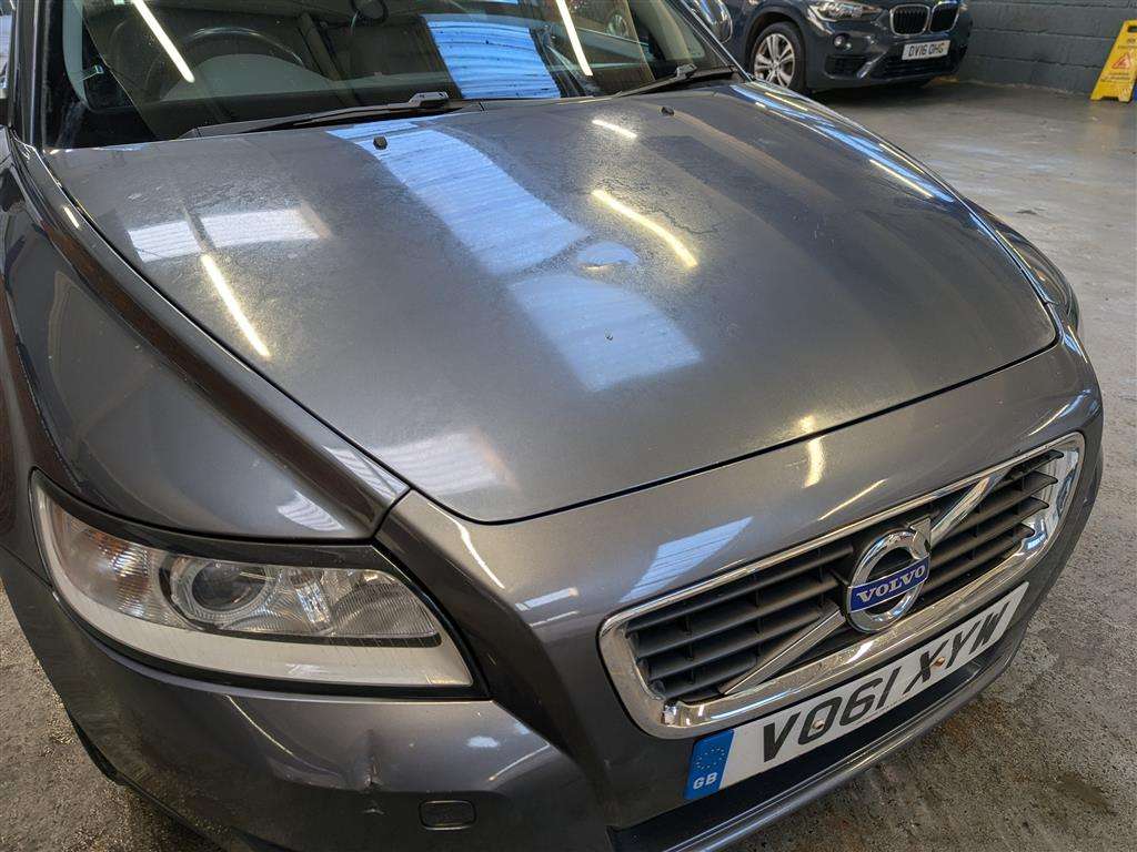 <p>2011 VOLVO V50 SE LUX EDITION D3</p>