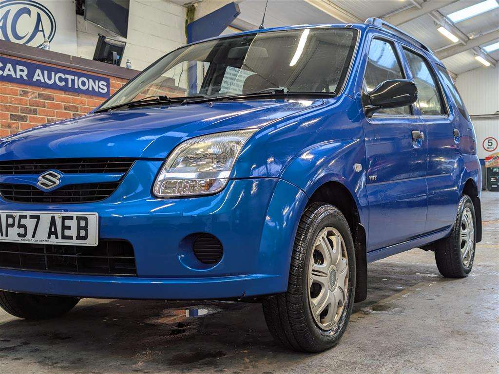 <p>2007 SUZUKI IGNIS GL</p>