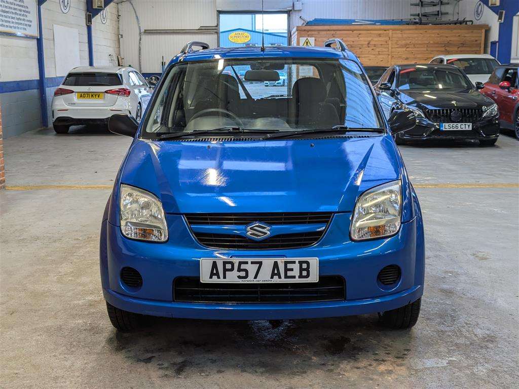 <p>2007 SUZUKI IGNIS GL</p>