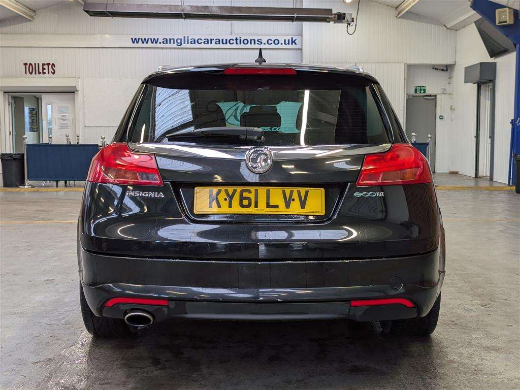 <p>2011 VAUXHALL INSIGNIA SRINAV VX-LN CDT</p>