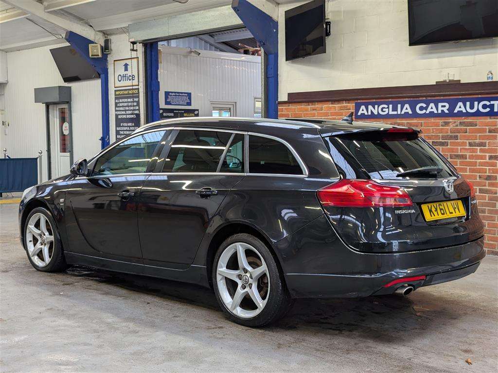 <p>2011 VAUXHALL INSIGNIA SRINAV VX-LN CDT</p>