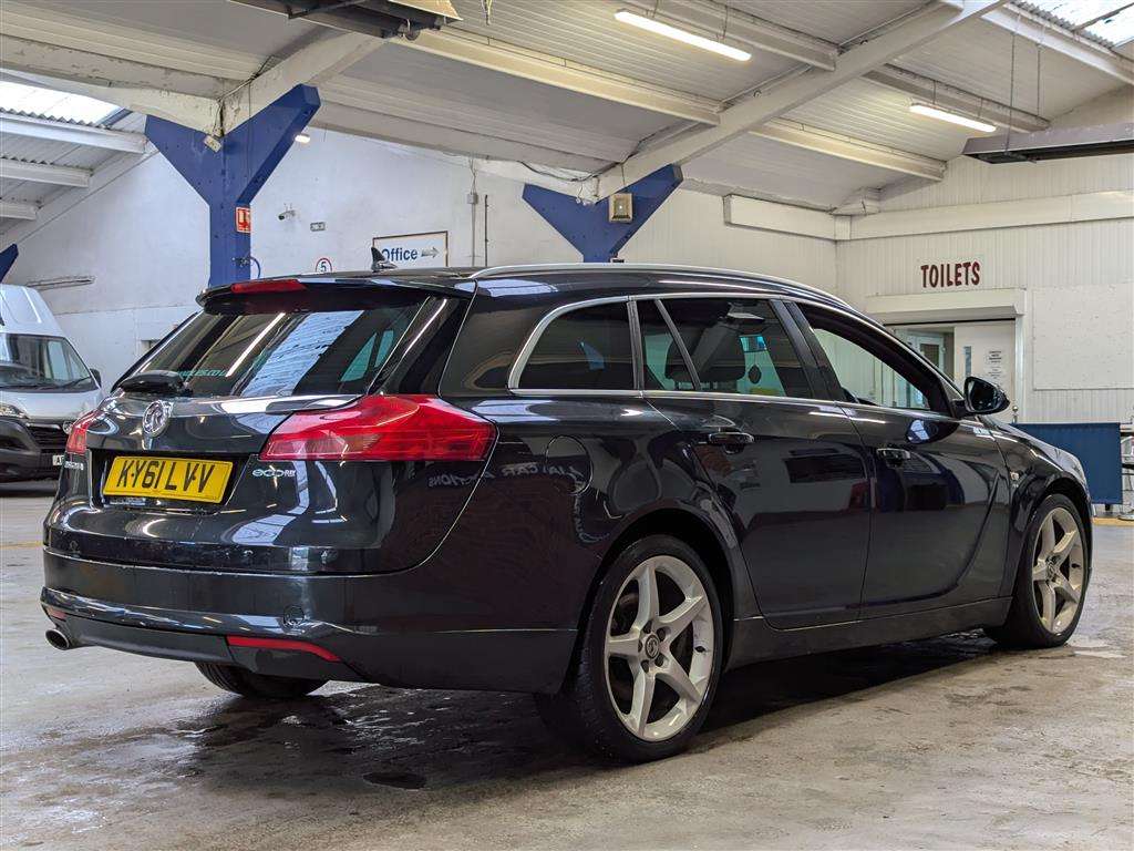 <p>2011 VAUXHALL INSIGNIA SRINAV VX-LN CDT</p>