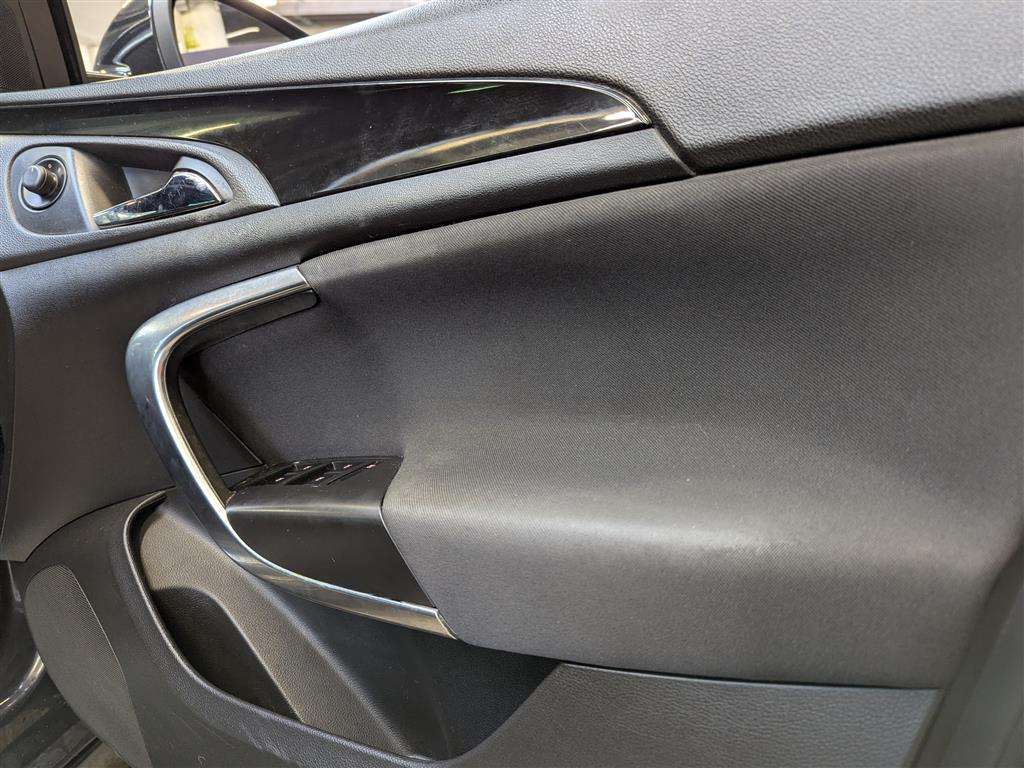 <p>2011 VAUXHALL INSIGNIA SRINAV VX-LN CDT</p>