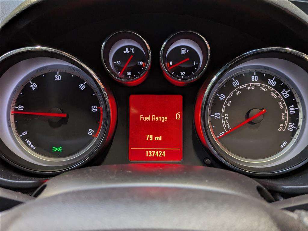 <p>2011 VAUXHALL INSIGNIA SRINAV VX-LN CDT</p>