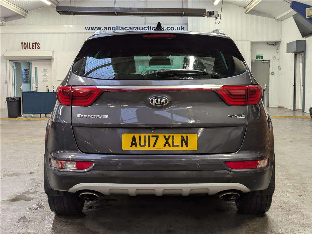 <p>2017 KIA SPORTAGE GT-LINE S S-A</p>