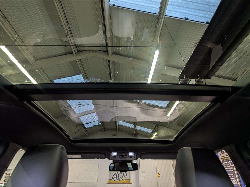 <p>2017 KIA SPORTAGE GT-LINE S S-A</p>