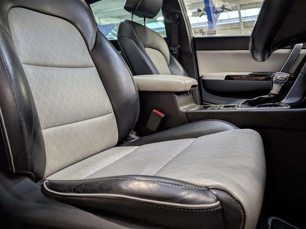 <p>2017 KIA SPORTAGE GT-LINE S S-A</p>