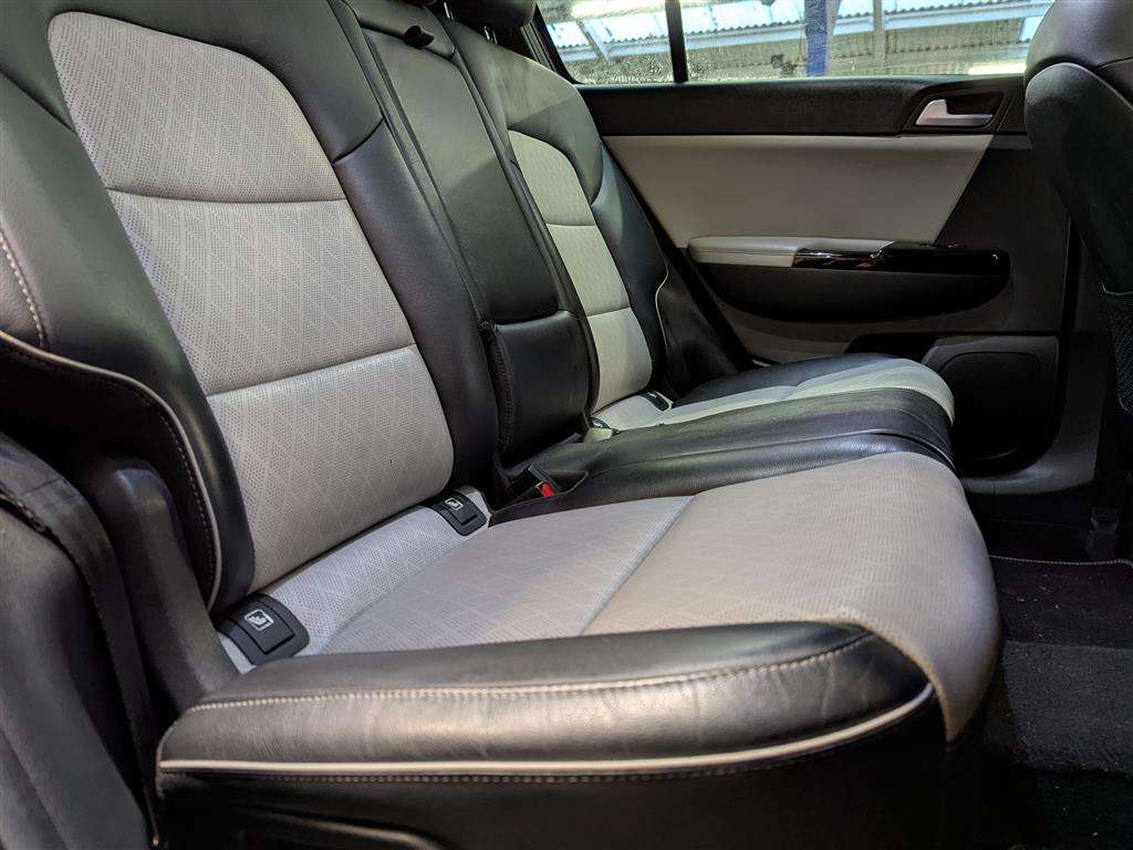 <p>2017 KIA SPORTAGE GT-LINE S S-A</p>