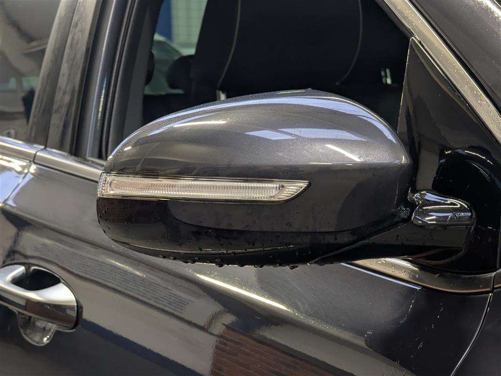 <p>2017 KIA SPORTAGE GT-LINE S S-A</p>