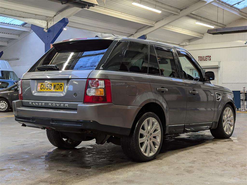 <p>2008 LAND ROVER RANGE ROVER SP HSE TDV8 A</p>
