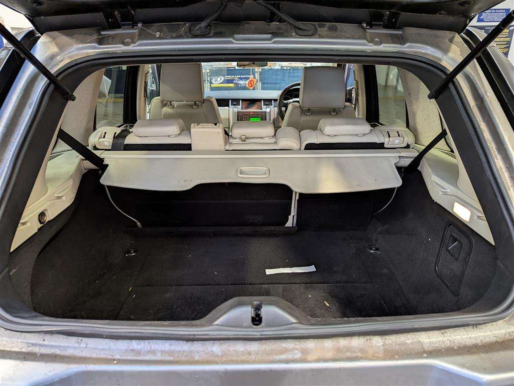 <p>2008 LAND ROVER RANGE ROVER SP HSE TDV8 A</p>