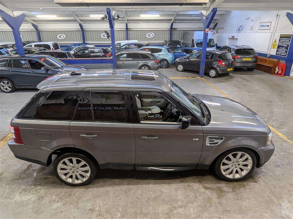 <p>2008 LAND ROVER RANGE ROVER SP HSE TDV8 A</p>