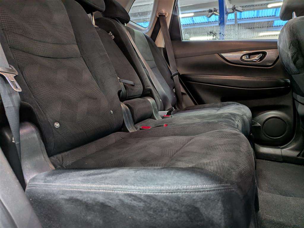 <p>2016 NISSAN X-TRAIL ACENTA DIG-T</p>