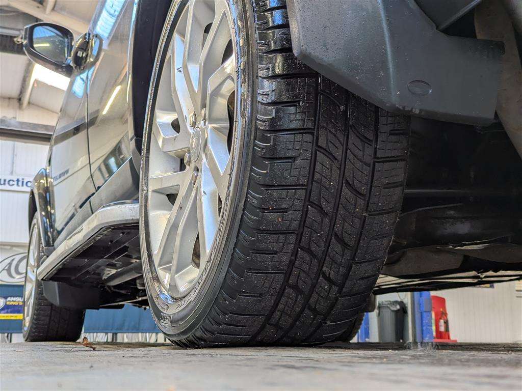 <p>2016 LAND ROVER DISCOVERY LANDMARK SDV6 A</p>