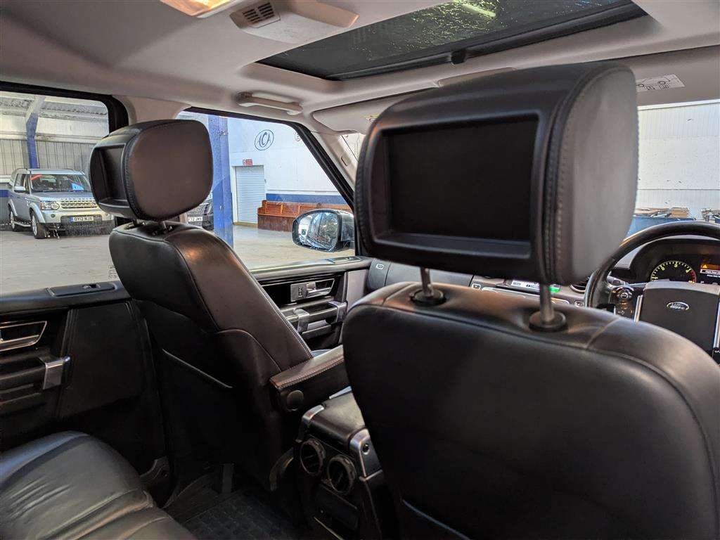 <p>2016 LAND ROVER DISCOVERY LANDMARK SDV6 A</p>