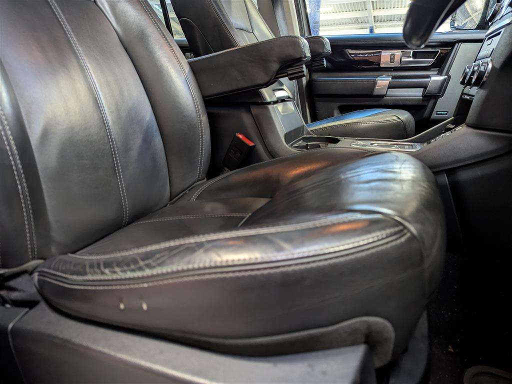 <p>2016 LAND ROVER DISCOVERY LANDMARK SDV6 A</p>