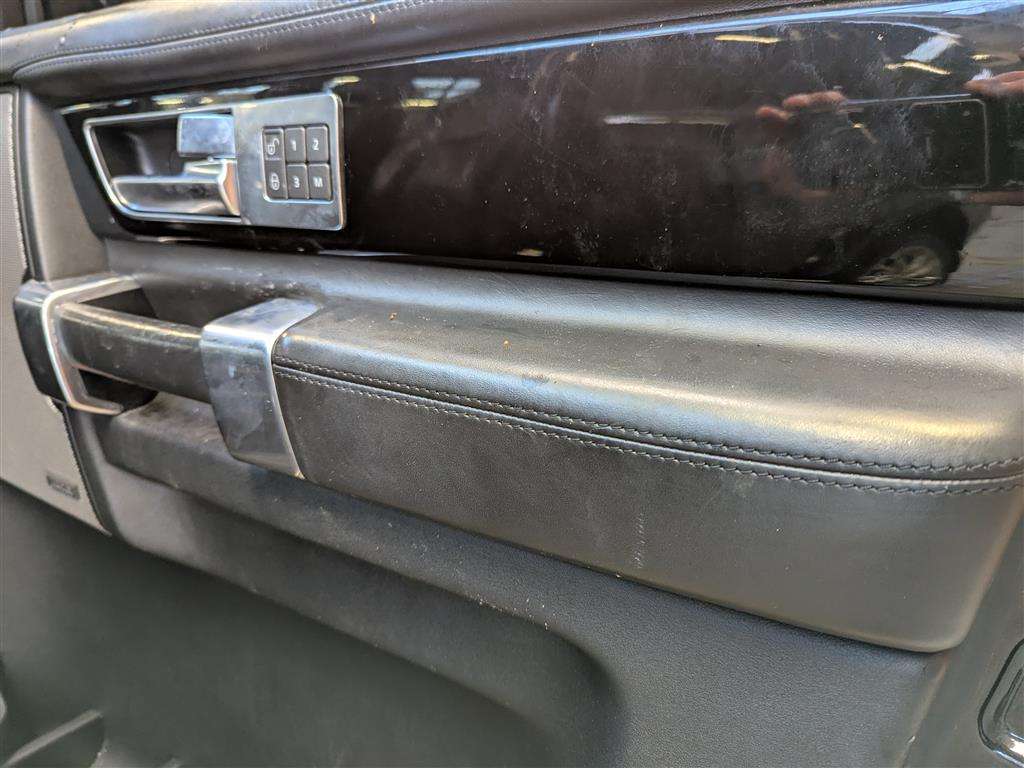 <p>2016 LAND ROVER DISCOVERY LANDMARK SDV6 A</p>