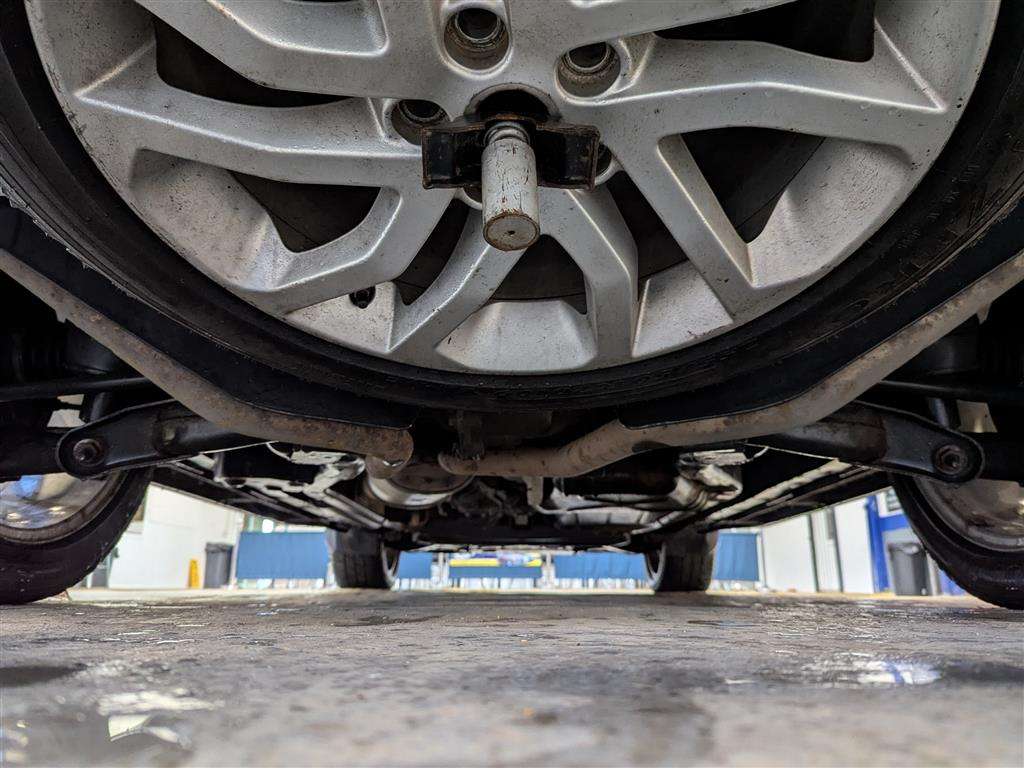 <p>2016 LAND ROVER DISCOVERY LANDMARK SDV6 A</p>