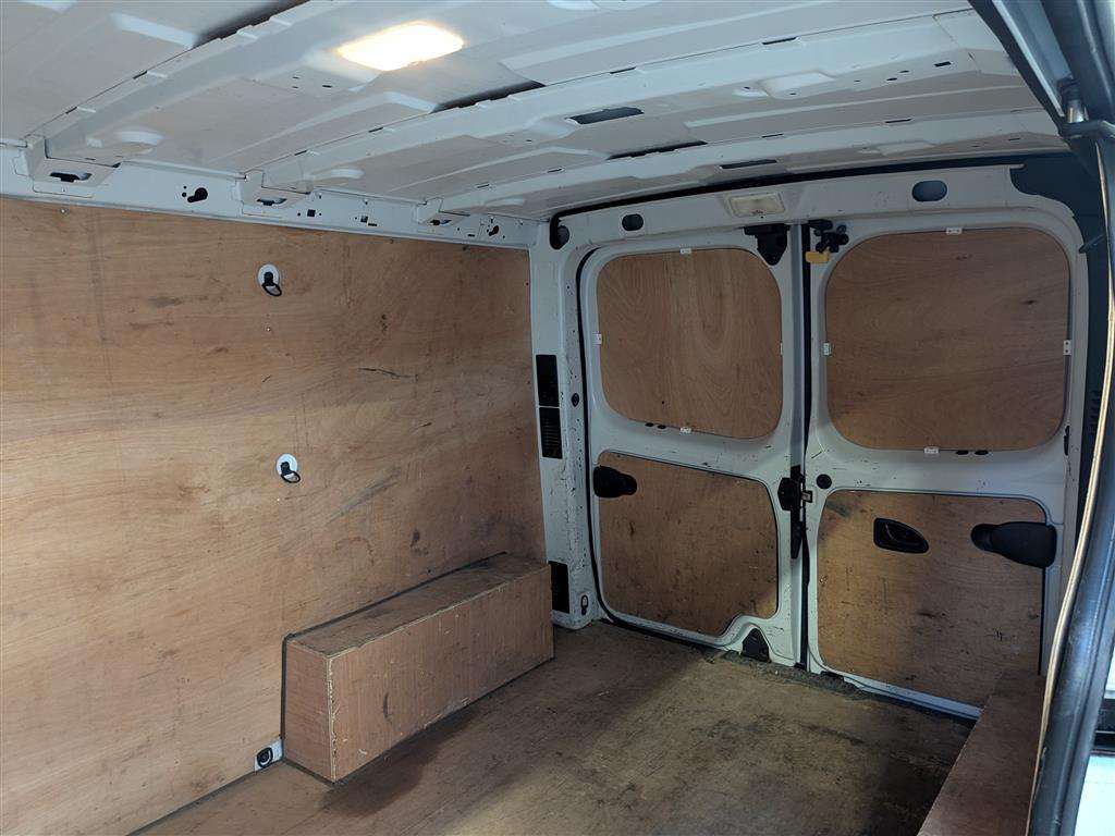 <p>2021 RENAULT TRAFIC SL28 B-NESS ENERGY</p>