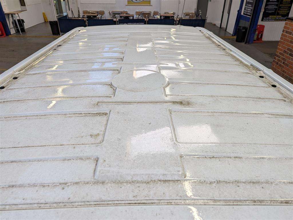 <p>2021 RENAULT TRAFIC SL28 B-NESS ENERGY</p>