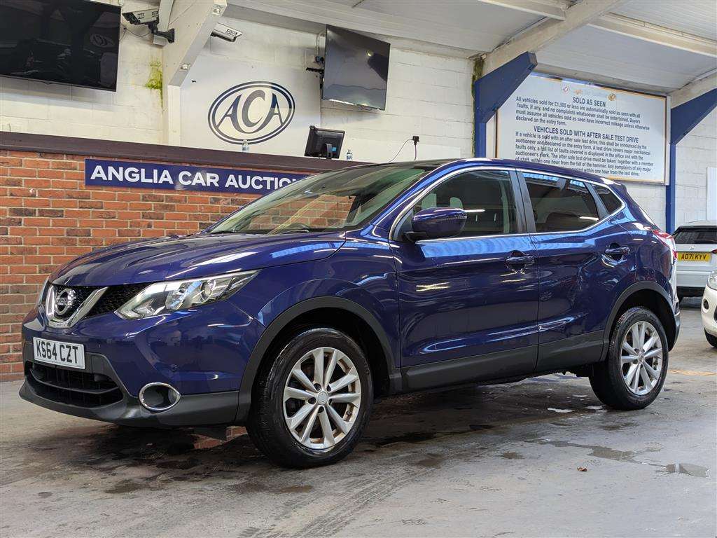 <p>2015 NISSAN QASHQAI ACENTA PREMIUM DC</p>