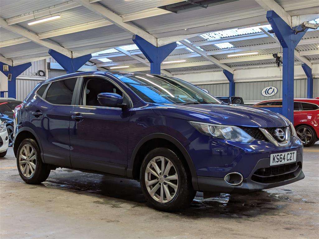 <p>2015 NISSAN QASHQAI ACENTA PREMIUM DC</p>