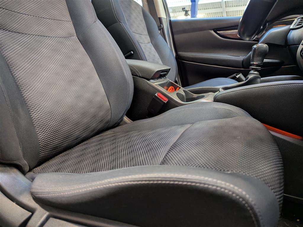 <p>2015 NISSAN QASHQAI ACENTA PREMIUM DC</p>