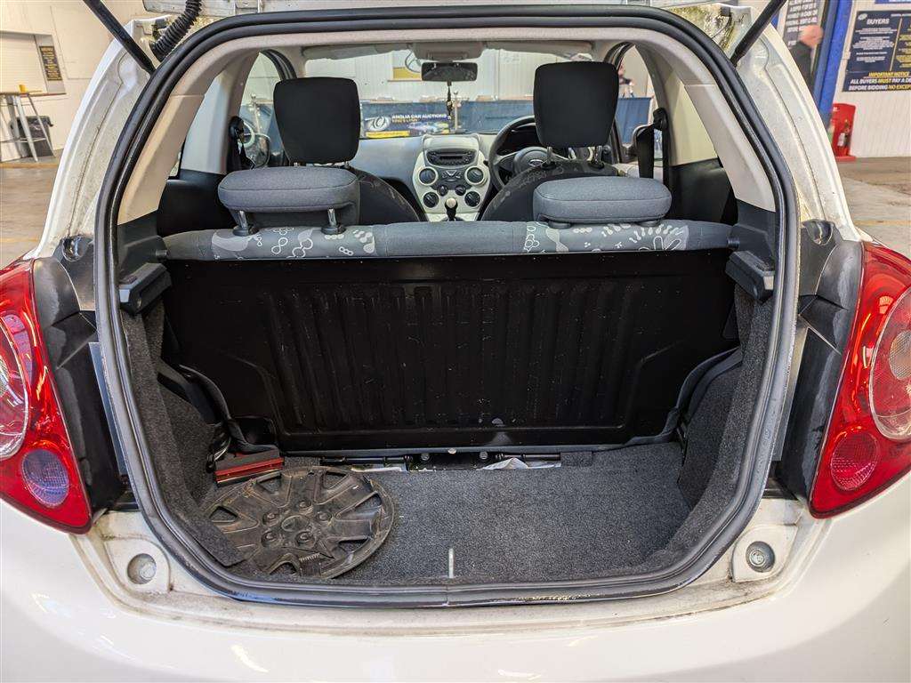 <p>2012 FORD KA STUDIO</p>