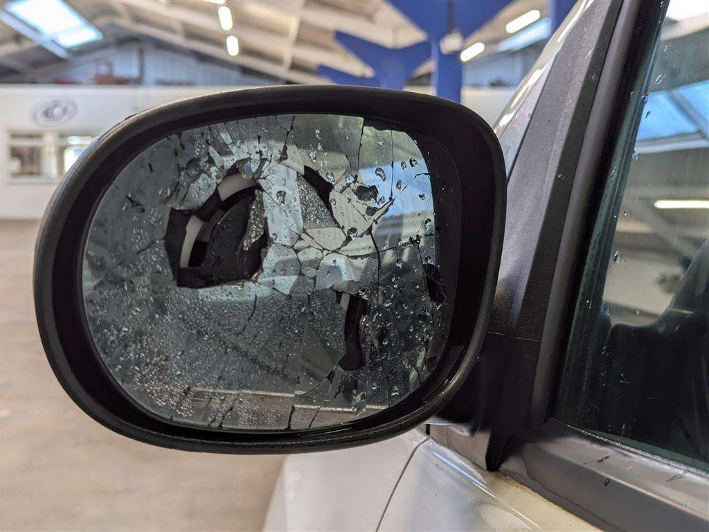 <p>2012 FORD KA STUDIO</p>