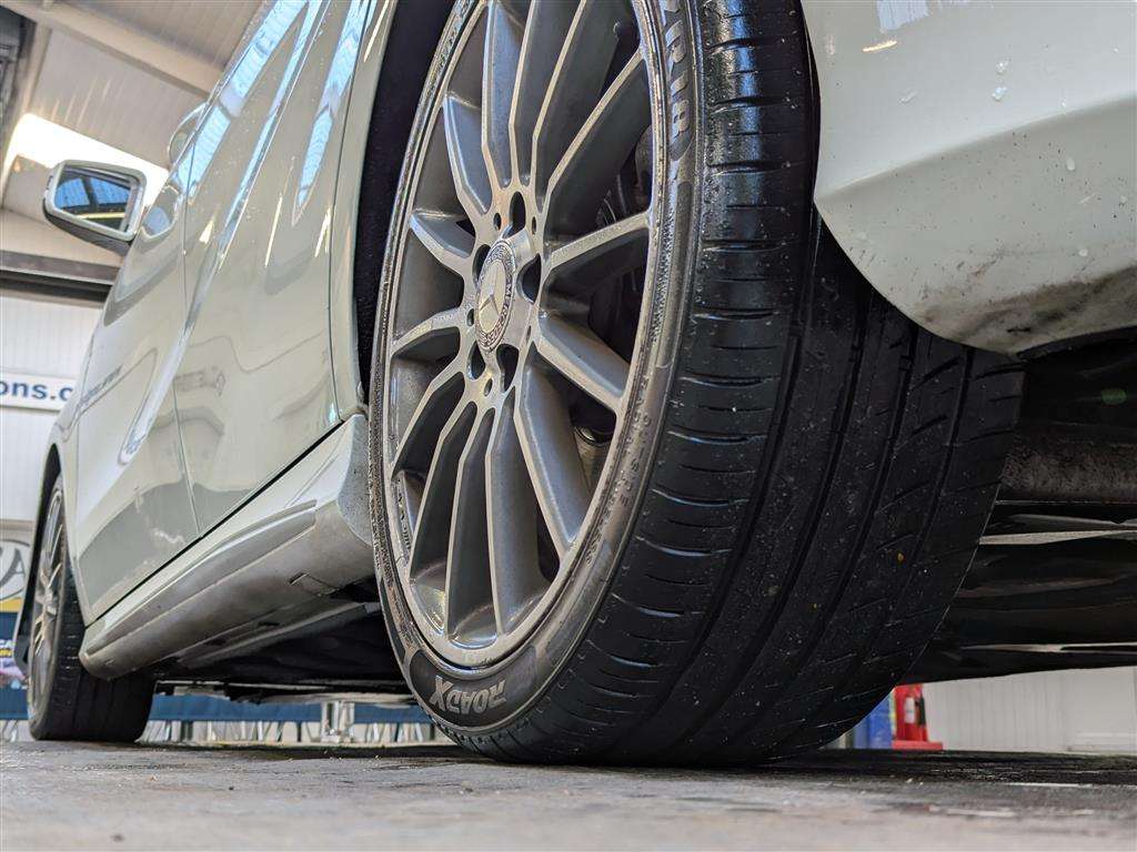 <p>2016 MERCEDES-BENZ A 200 D AMG LINE AUTO</p>