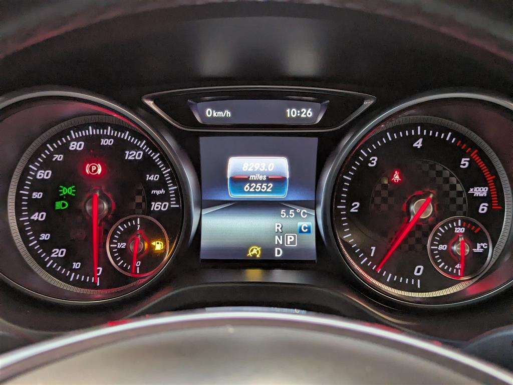 <p>2016 MERCEDES-BENZ A 200 D AMG LINE AUTO</p>