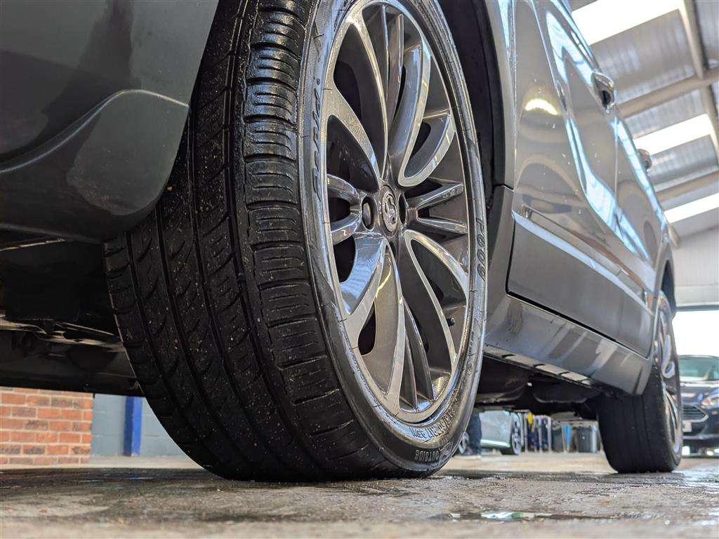 <p>2020 VAUXHALL CROSSLAND X ELITE TURBO AUTO</p>