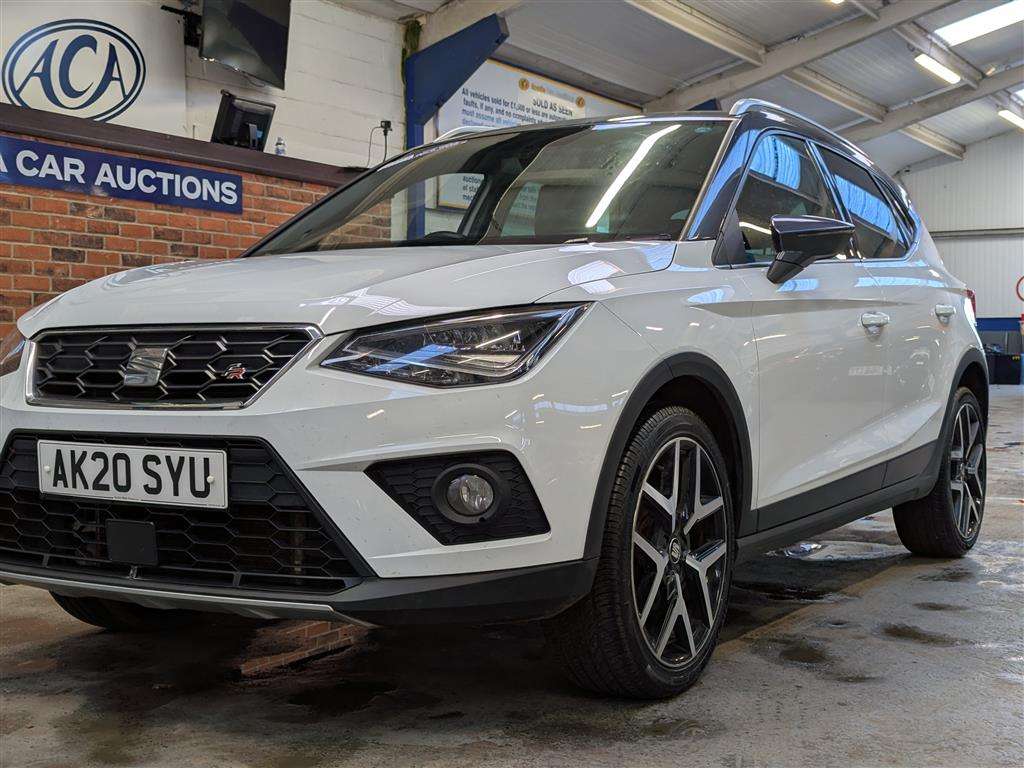 <p>2020 SEAT ARONA FR SPORT TSI S-A</p>