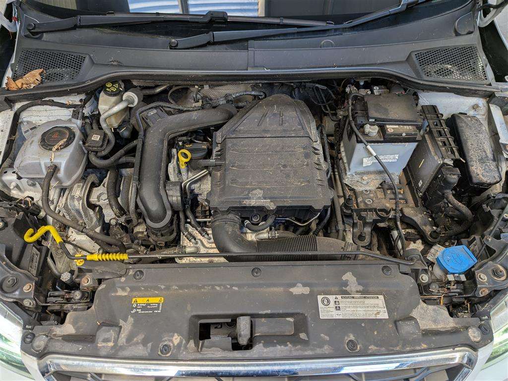 <p>2020 SEAT ARONA FR SPORT TSI S-A</p>