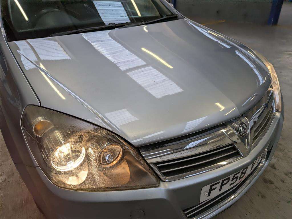 <p>2008 VAUXHALL ASTRA SXI</p>