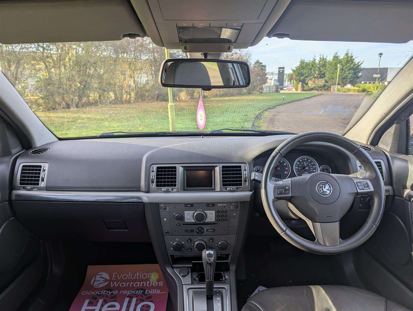 <p>2008 VAUXHALL VECTRA DESIGN AUTO</p>