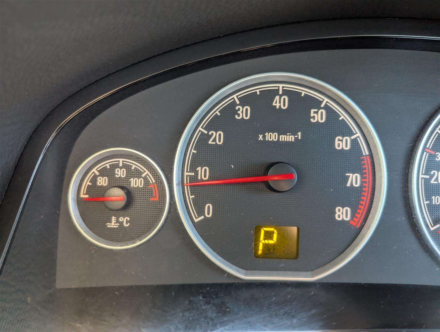 <p>2008 VAUXHALL VECTRA DESIGN AUTO</p>