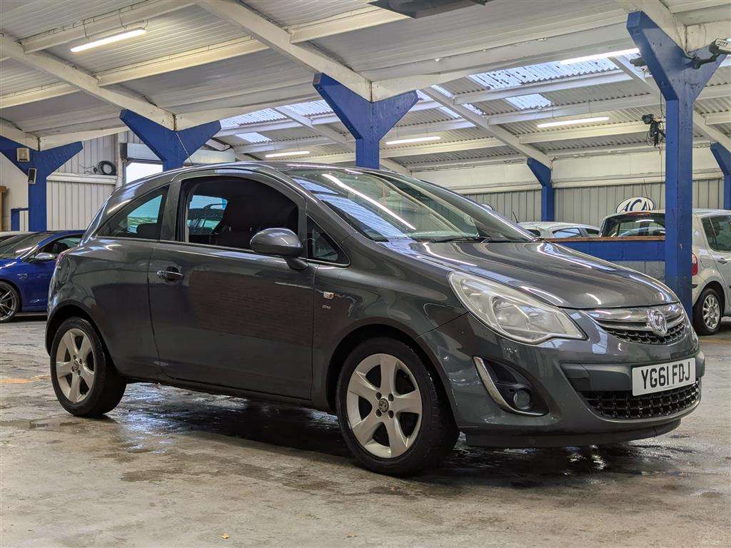 <p>2011 VAUXHALL CORSA SXI</p>
