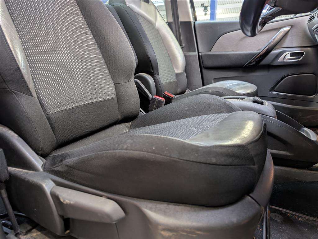 <p>2016 CITROEN C4 GR PICASSO FLR BLUEHDI</p>