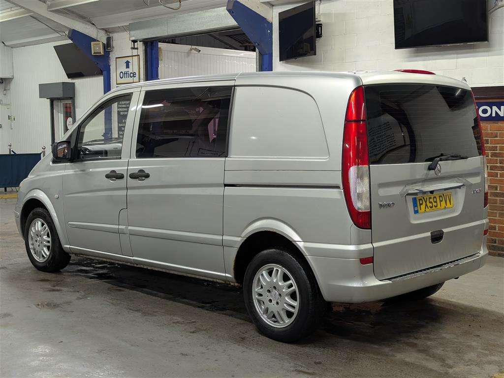 <p>2009 MERCEDES VITO 111 CDI COMPACT</p>